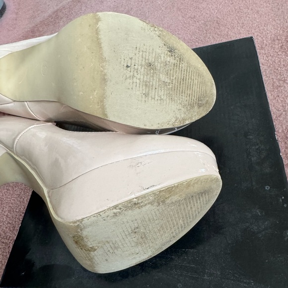 Nude colored heels - Picture 4 of 8